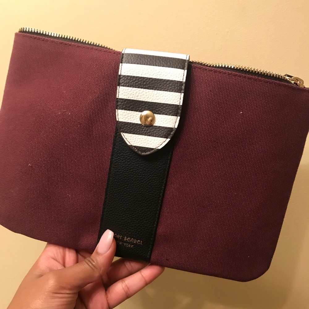 Henri Bendel Pouch